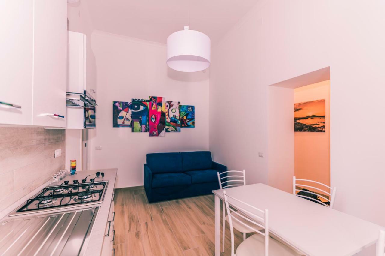 St. Teresa Museum Suites Napels Buitenkant foto